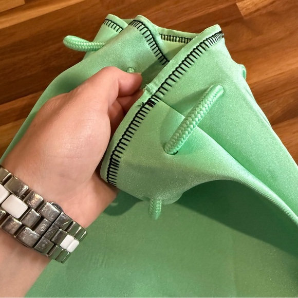 Triangl drawstring Backpack - Picture 13 of 14